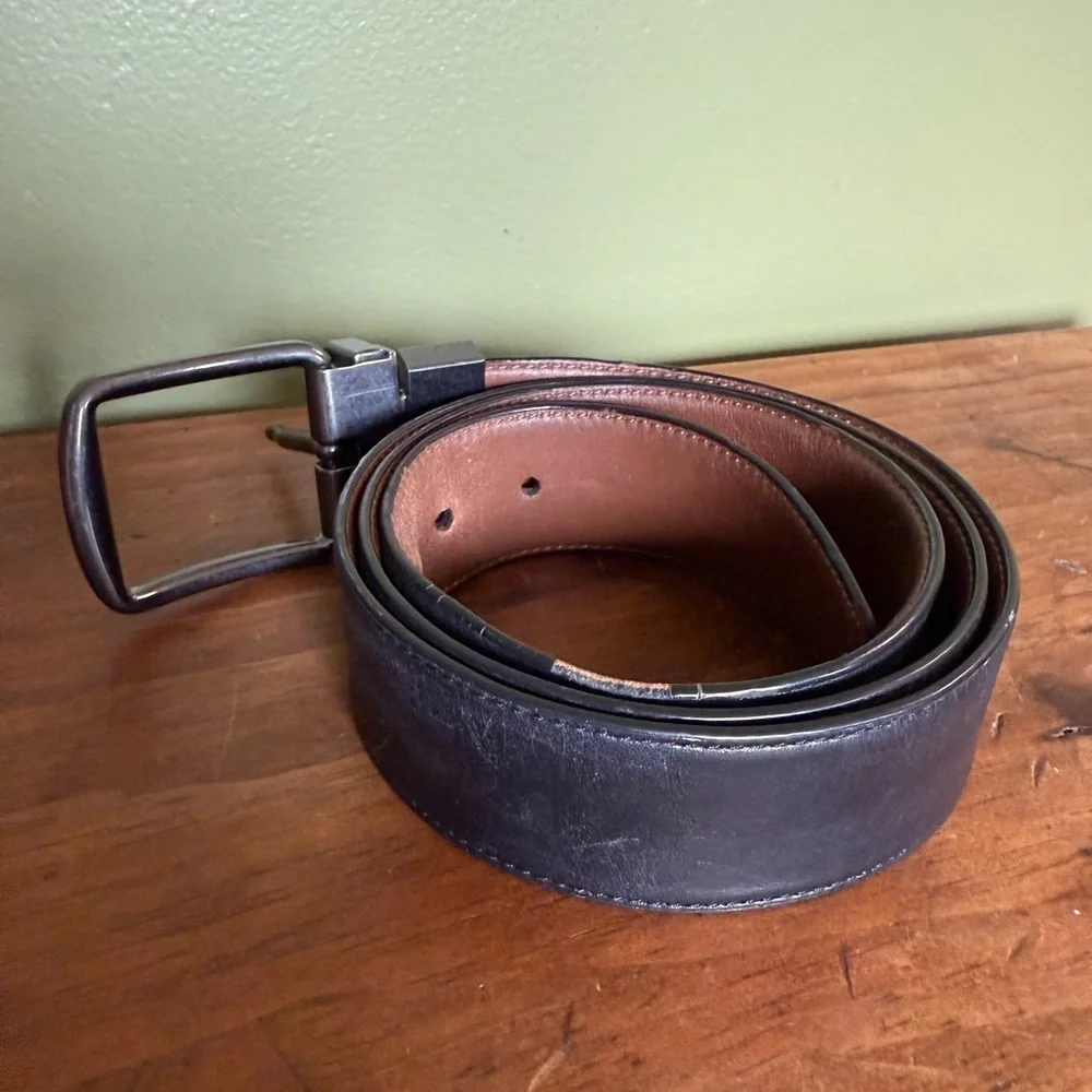 Coach Reversible Black/Brown Leather Belt Mens Sz 44